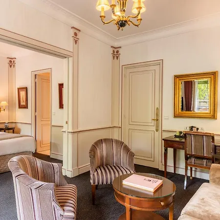 巴黎拿破仑酒店 5*