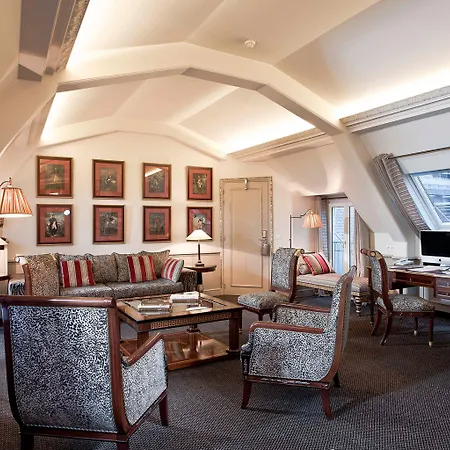 巴黎拿破仑酒店 酒店