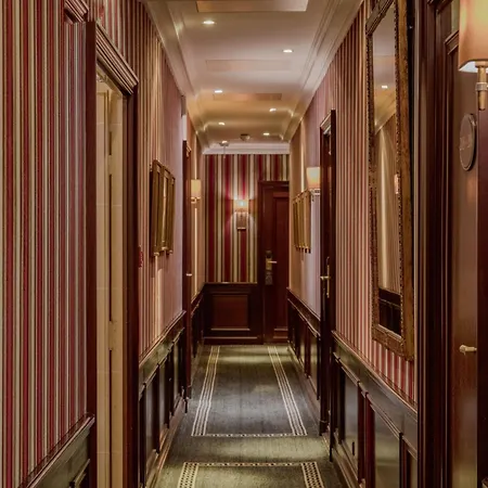 Hotel Napoleon 5*