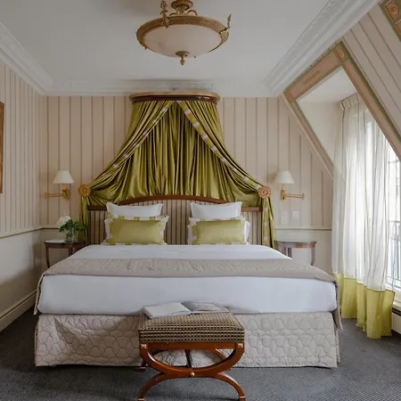 Napoleon Hotel