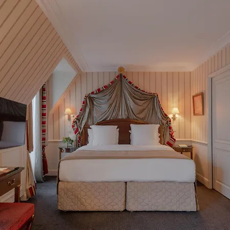 Napoleon Hotel 5*