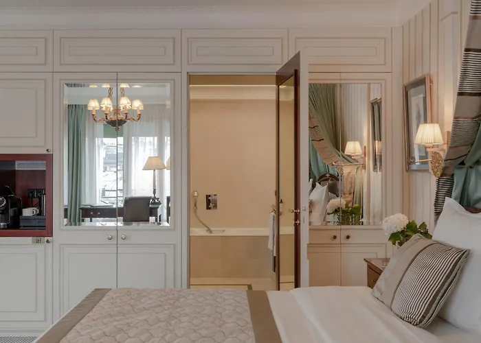 Napoleon Hotel Paris